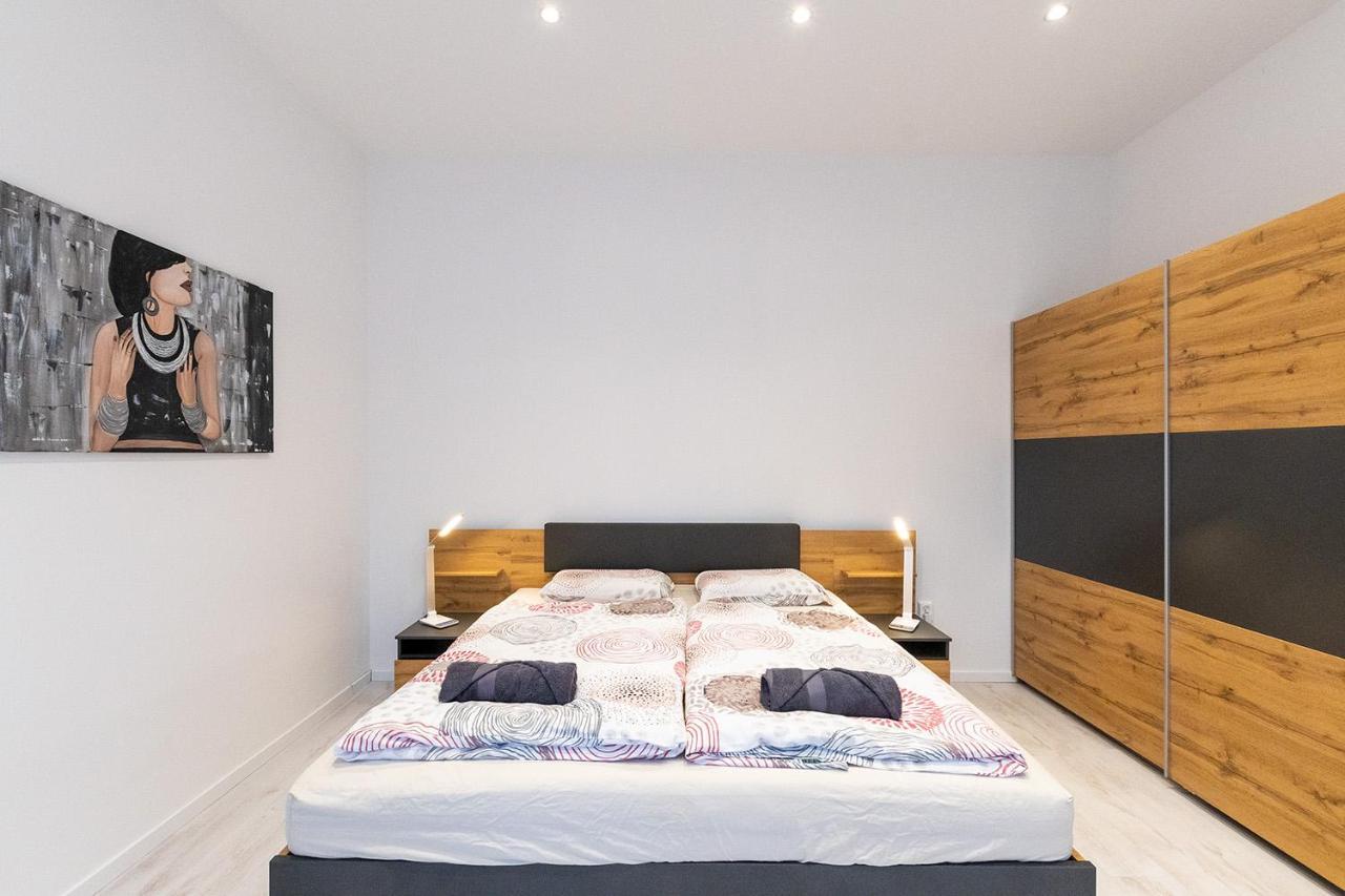 Flóra Lak Apartman Sopron Kültér fotó